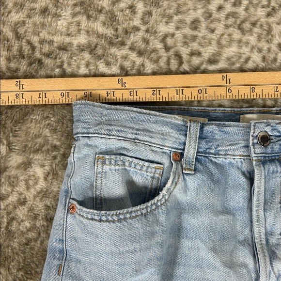 Universal thread midrise super wide leg light wash jeans size 8 - Picture 8 of 10